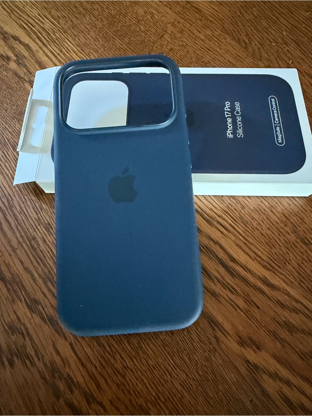 Apple Silicone iPhone Case in Dark Blue - MagSafe Compatible